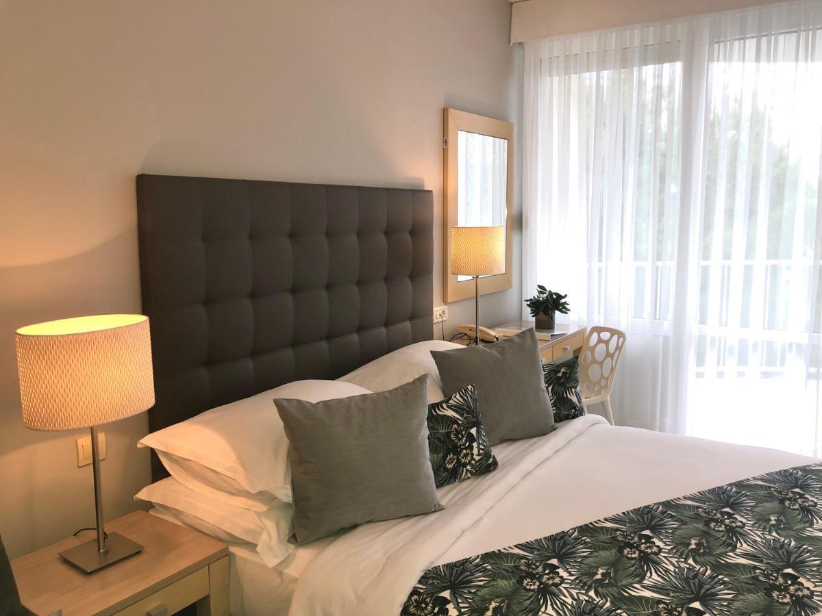 Superior Double Room,1589526545:JPEG