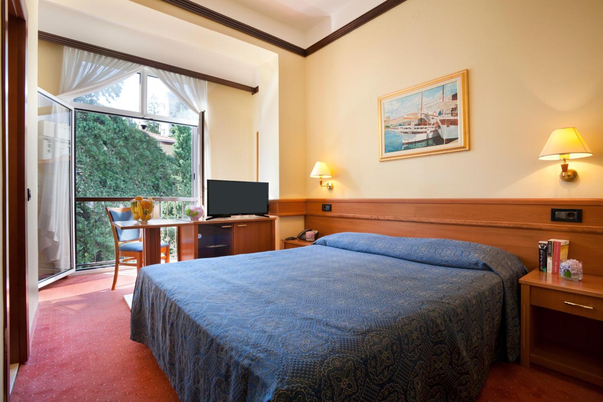 Double or Twin Room,1548917920:JPEG