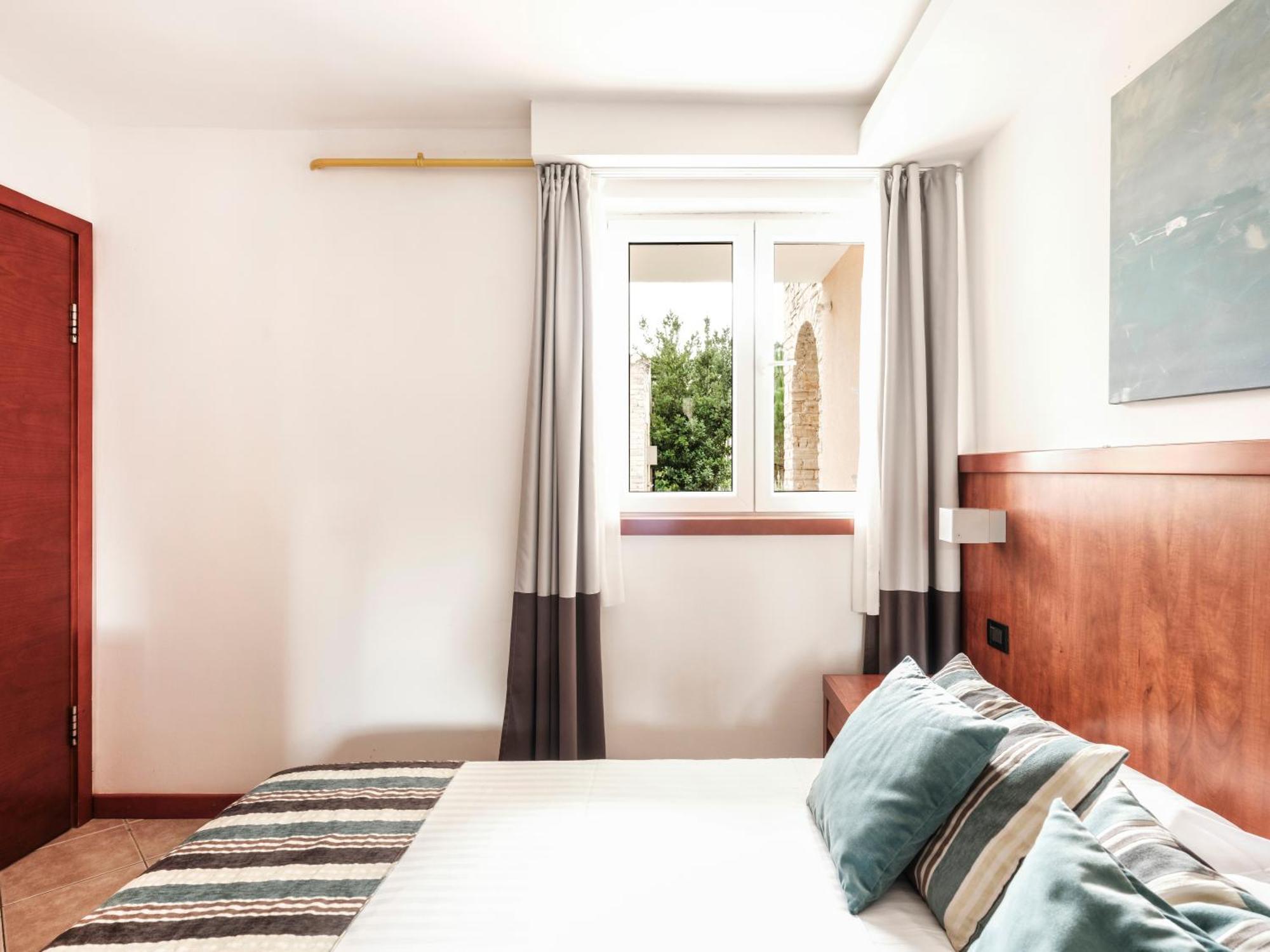 Comfort Two-Bedroom Apartment,1705570761:JPEG