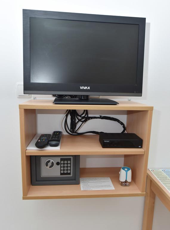 Double Room,253500205:JPEG