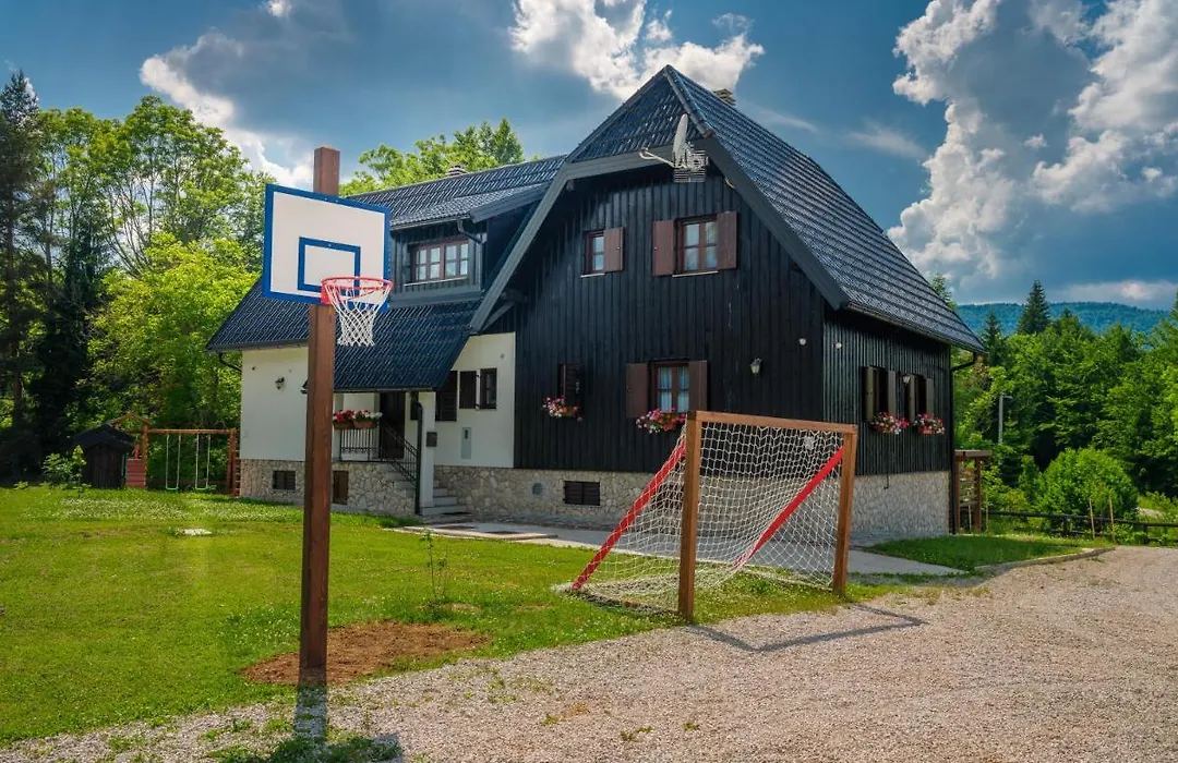 Plitvica River House-1