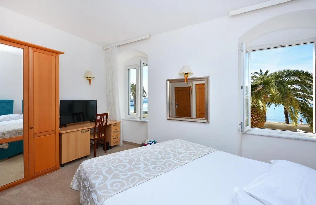 Hotel Adriana-1
