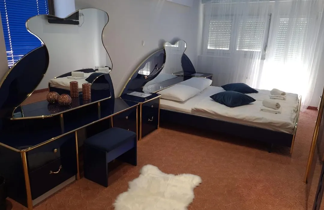 Hotel Garny Pleso-1