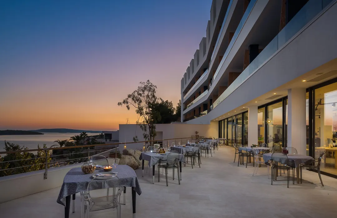 Hotel Ola - Adults Only-1