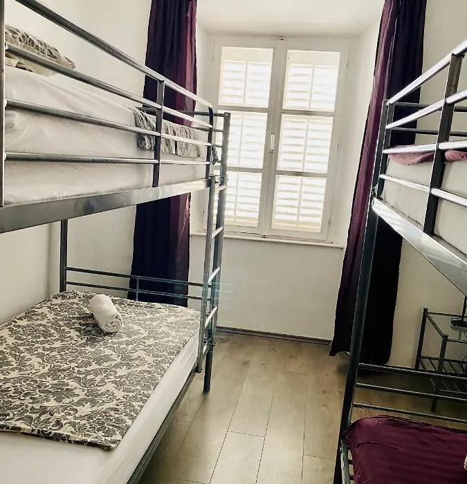 Kingslanding Old Town Hostel-1