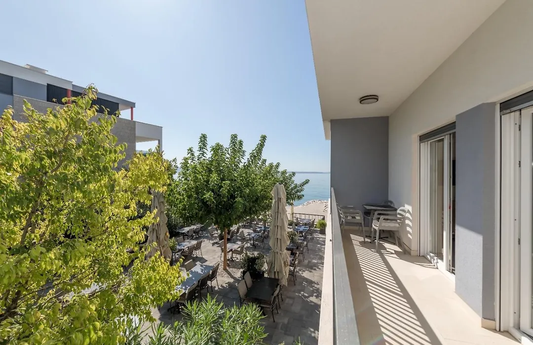 Vipo Prestige Apartments-1