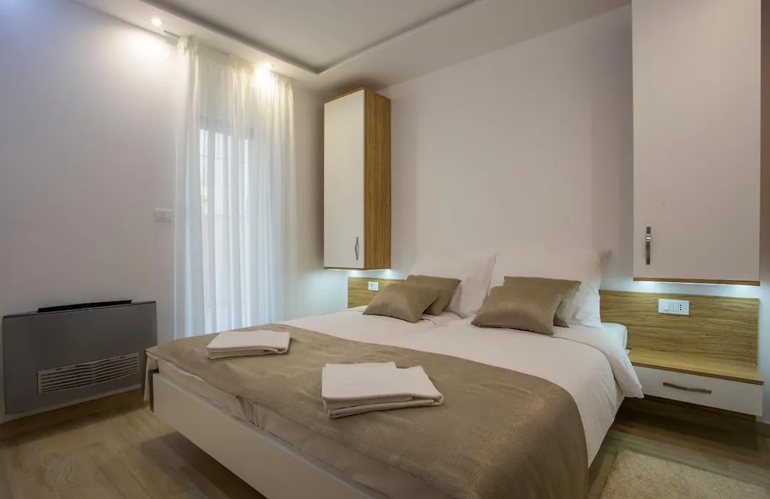 Adrion Aparthotel-1