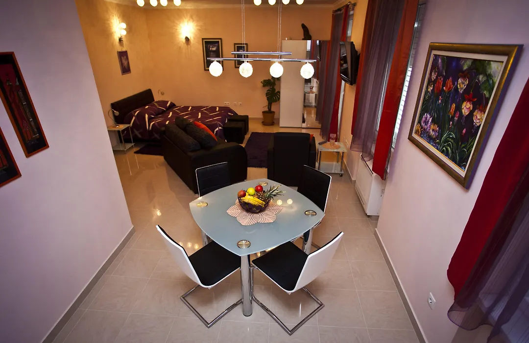 Split Apartments Peric-1