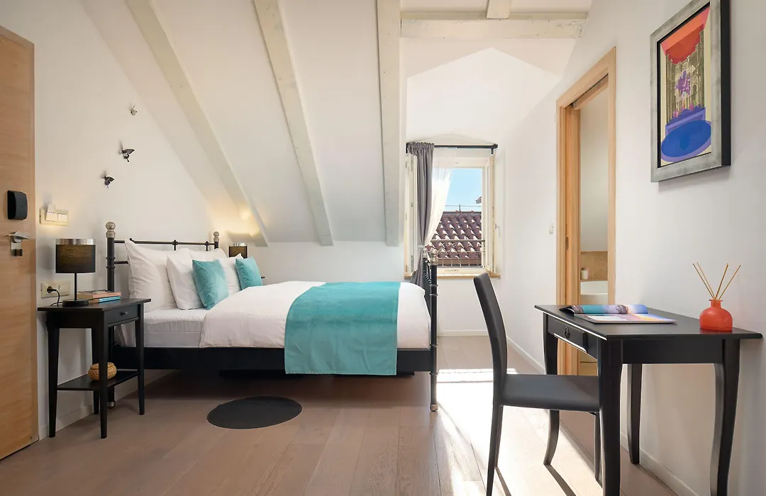 Perla Luxury Rooms-1