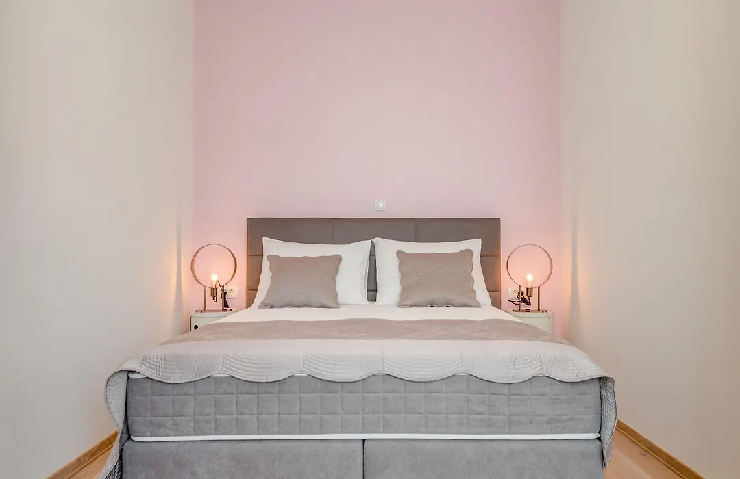 Capital Apartments And Rooms-1