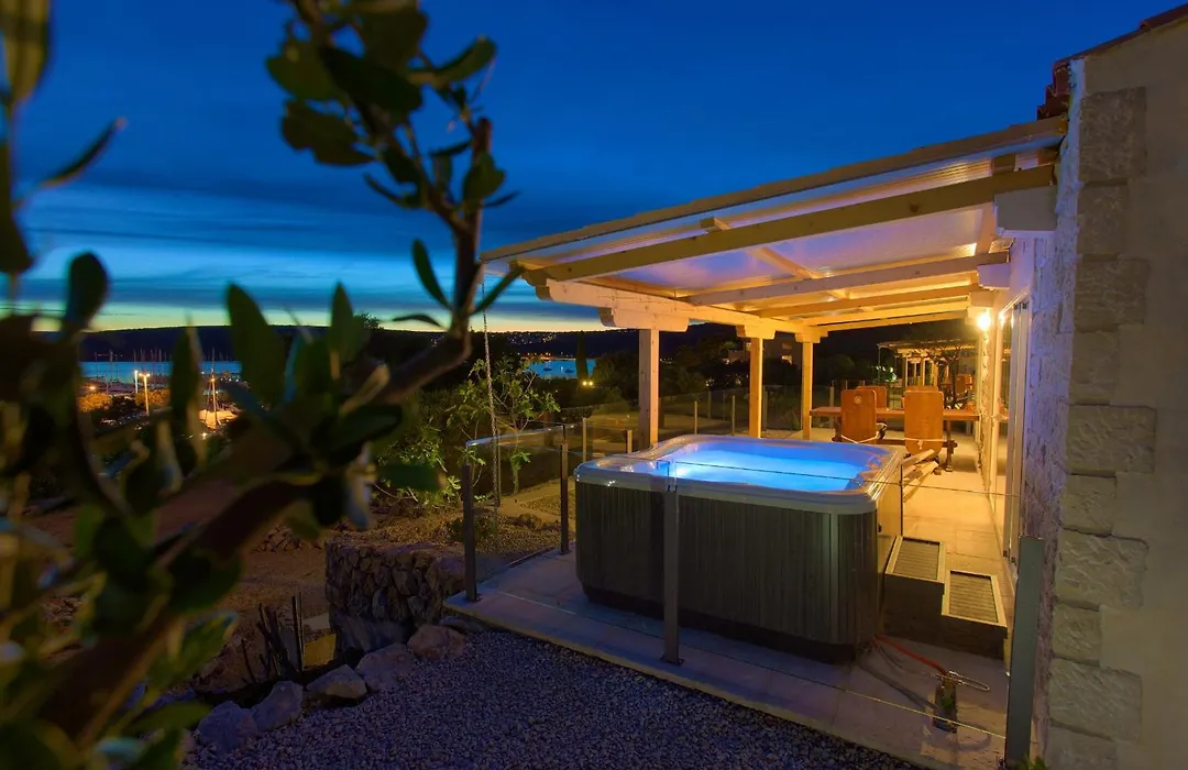 Holiday Homes Kanajt-1