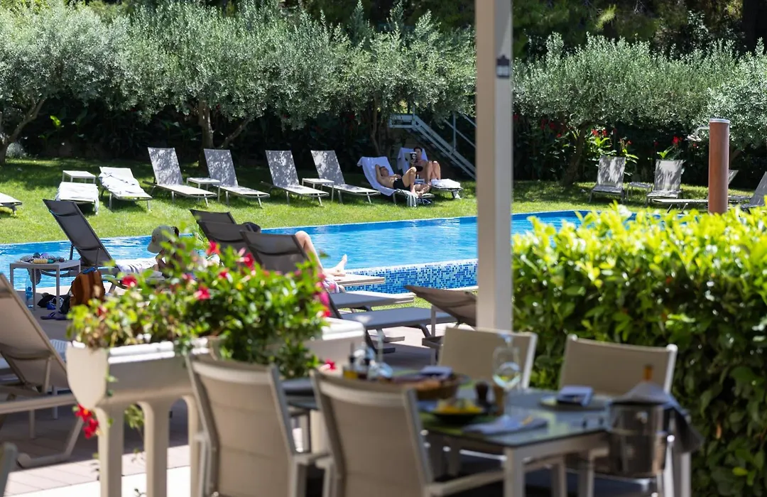 Hotel Salona Palace-1