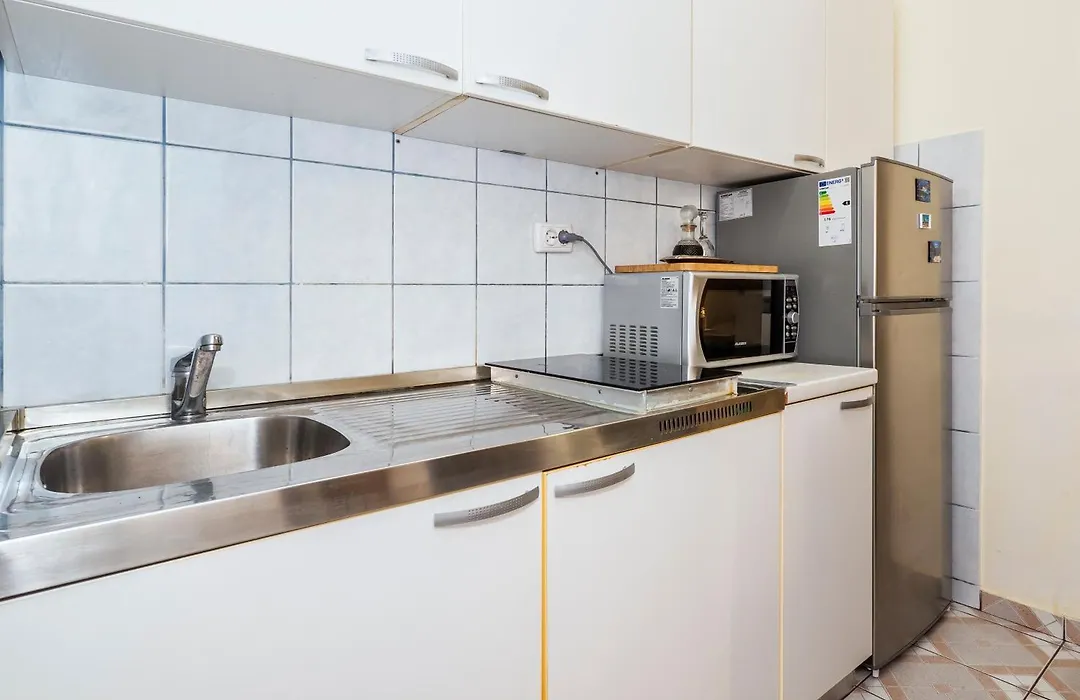 Super Horizont- Sea View Apartments With Private Jacuzzi Time & Free Parking-1