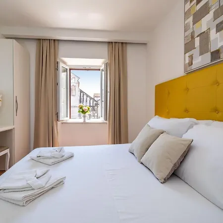 Luxury Rooms Zadar Old Town-3