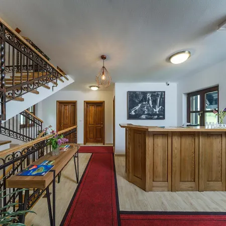 Plitvica River House-2