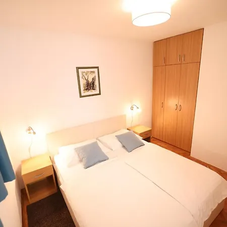 Hotel Lucija-3
