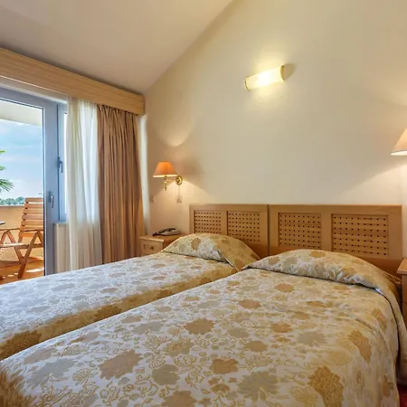 Apartments Bellevue Plava Laguna-2
