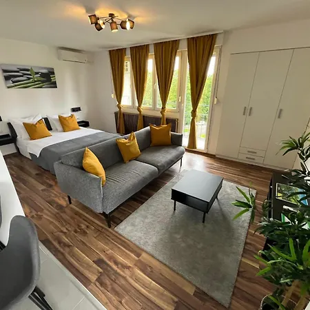 Eva Luxury Rooms & Apartments-2