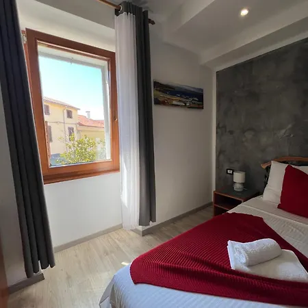 Rooms Valentino-3