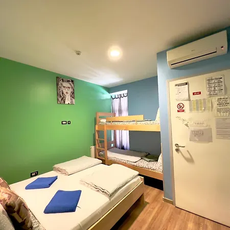 Himalayan Hostel-3