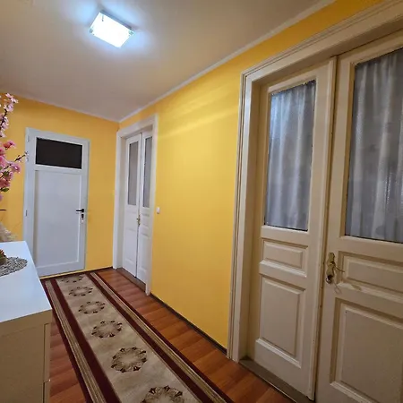 Apartman Prvi Red Do Mora-2
