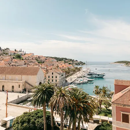 Park Hvar-2
