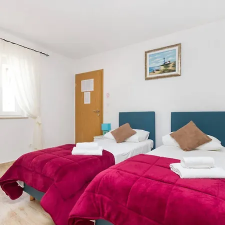Peruzovic Rooms 1-3