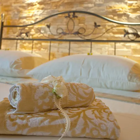 Unique Luxury Rooms-3