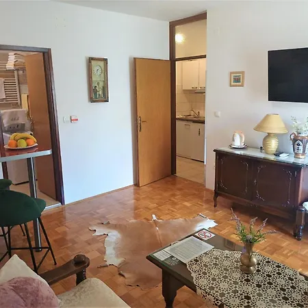 Apartments Cordis-3
