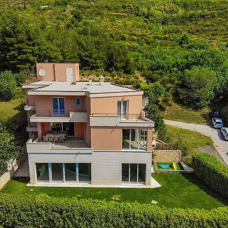 Villa Solin-2