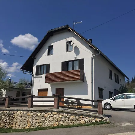 Guest House Aurora-3