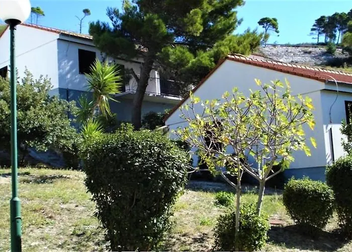 Beach Resort Mala Luka Omiš