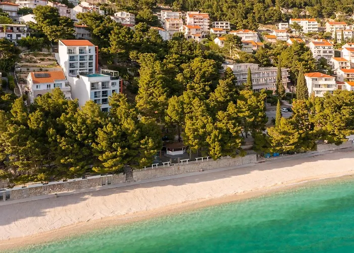 Noemia Apartments