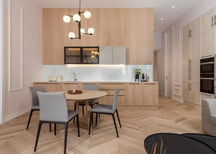 Plaza Apartments
