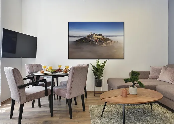 D&A Central Luxury Apartments With Free Parking