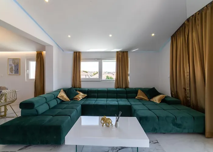 Besker Apartment