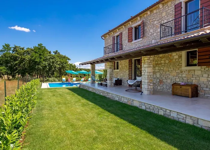 Villa Lavantina Peresiji