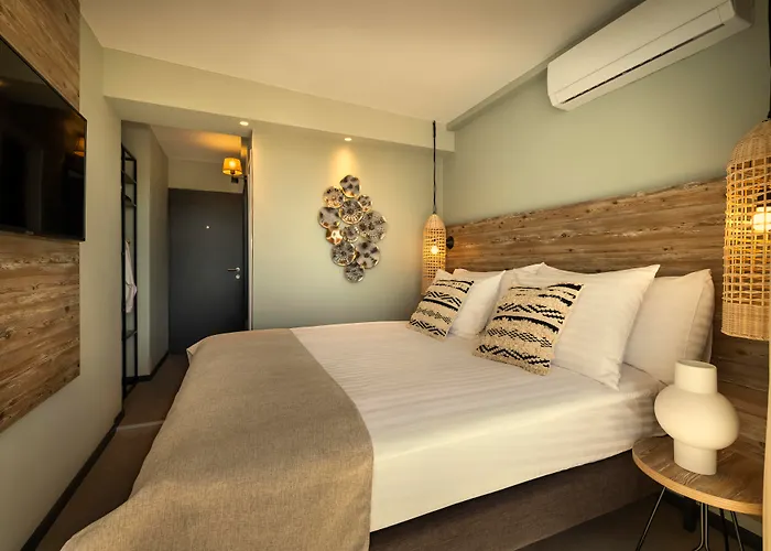 Places Hvar Hotel By Valamar