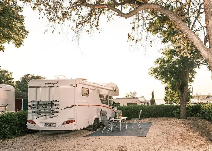 Falkensteiner Premium Mobile Homes And Camping Zadar