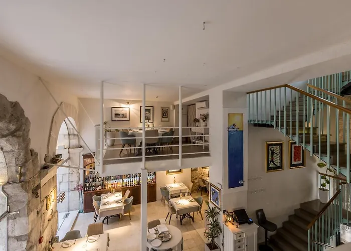 Leonis Restaurant & Rooms Split
