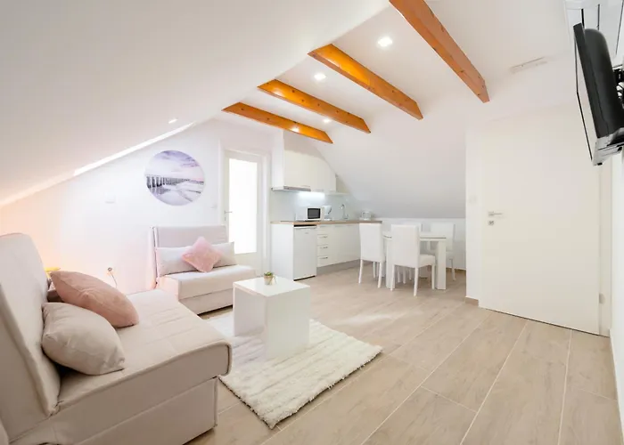 Apartments Villa Tudor Hvar Town