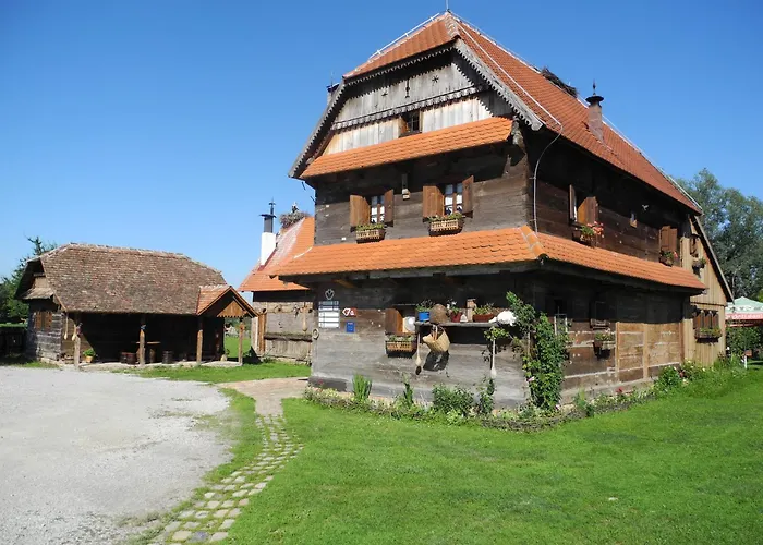 Tradicije Cigoc Hotel