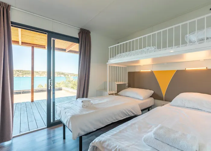 Olivia Green Camping Tisno