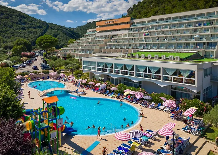 Maslinica Narcis Hotel