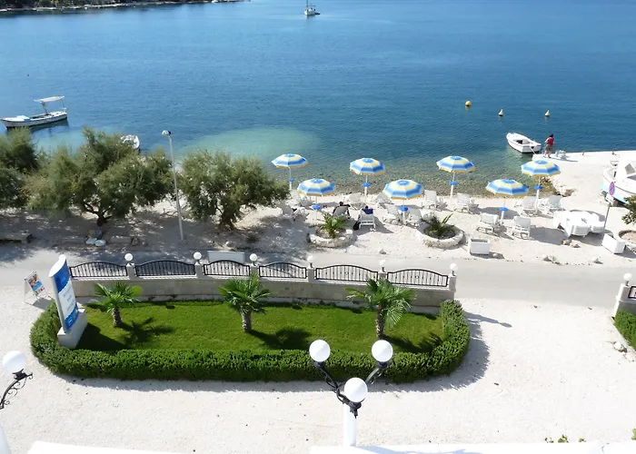 Villa Mediterana Seget Vranjica