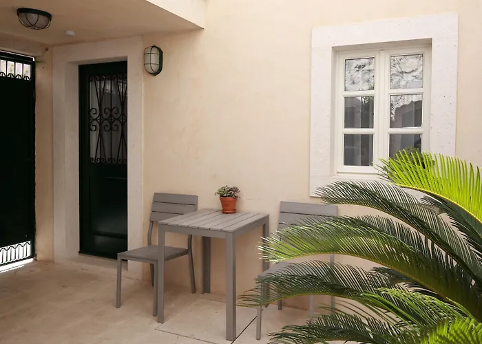 Divota Apartment