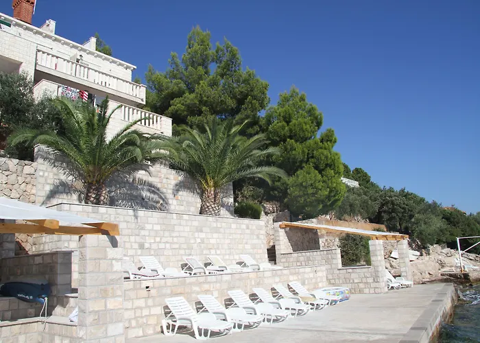 Beach Villa Ratac