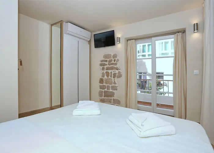 Idassa Palace Rooms