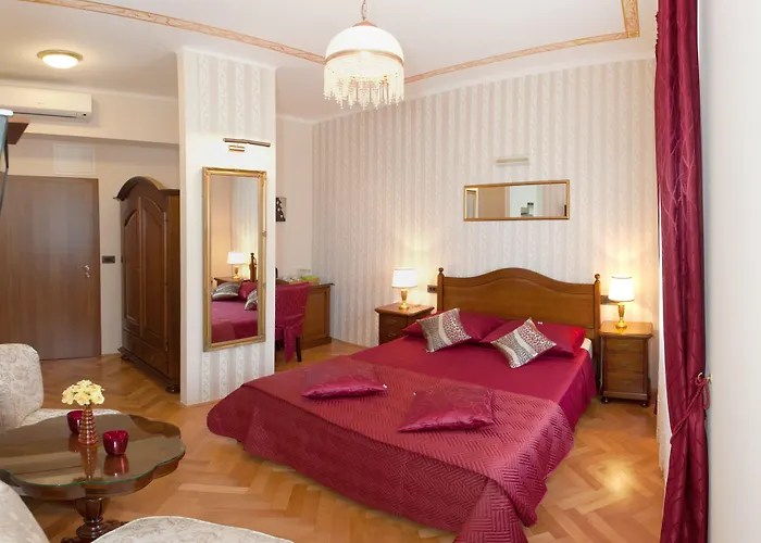 Unique Luxury Rooms