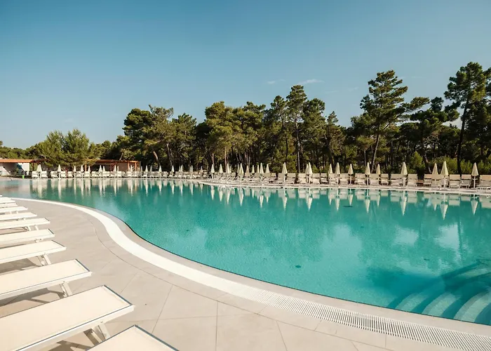 Zaton Holiday Resort